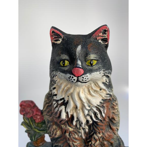 Vintage Cast Iron Doorstop Cat on a Bench - Picture 3 of 7